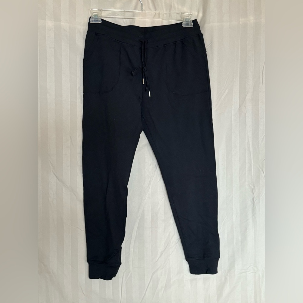 BLACK Unwind Joggers